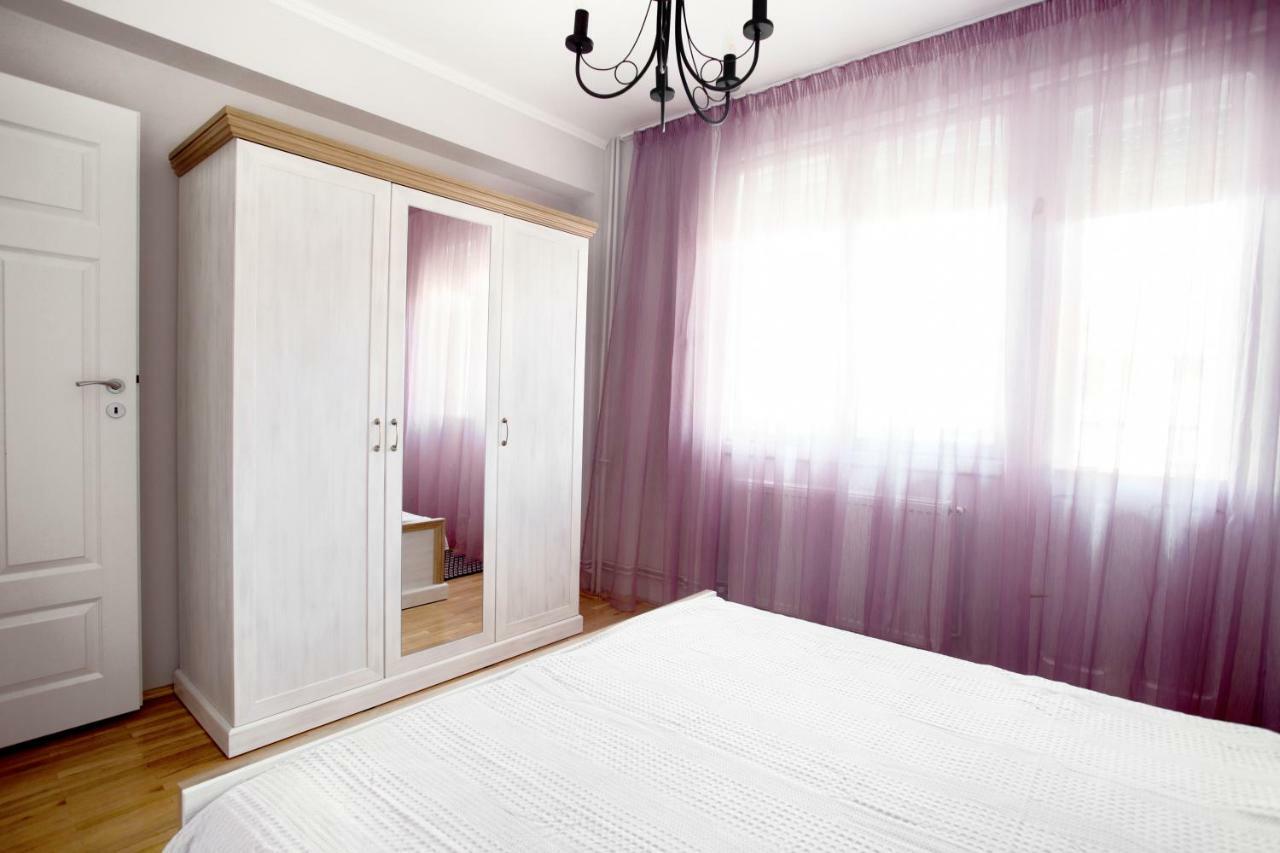 Rox Central Apartments 3 تيميشورا المظهر الخارجي الصورة