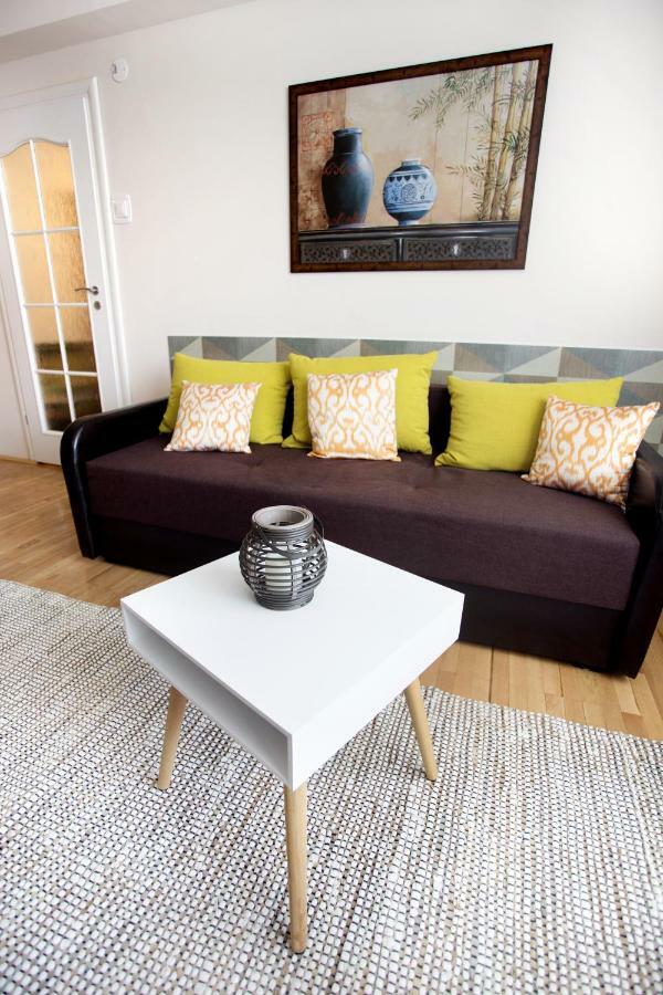 Rox Central Apartments 3 تيميشورا المظهر الخارجي الصورة